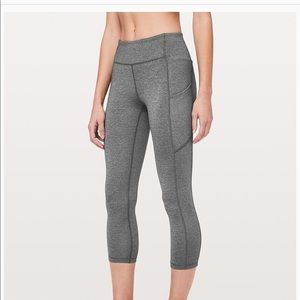 Lululemon speed up crop size 4